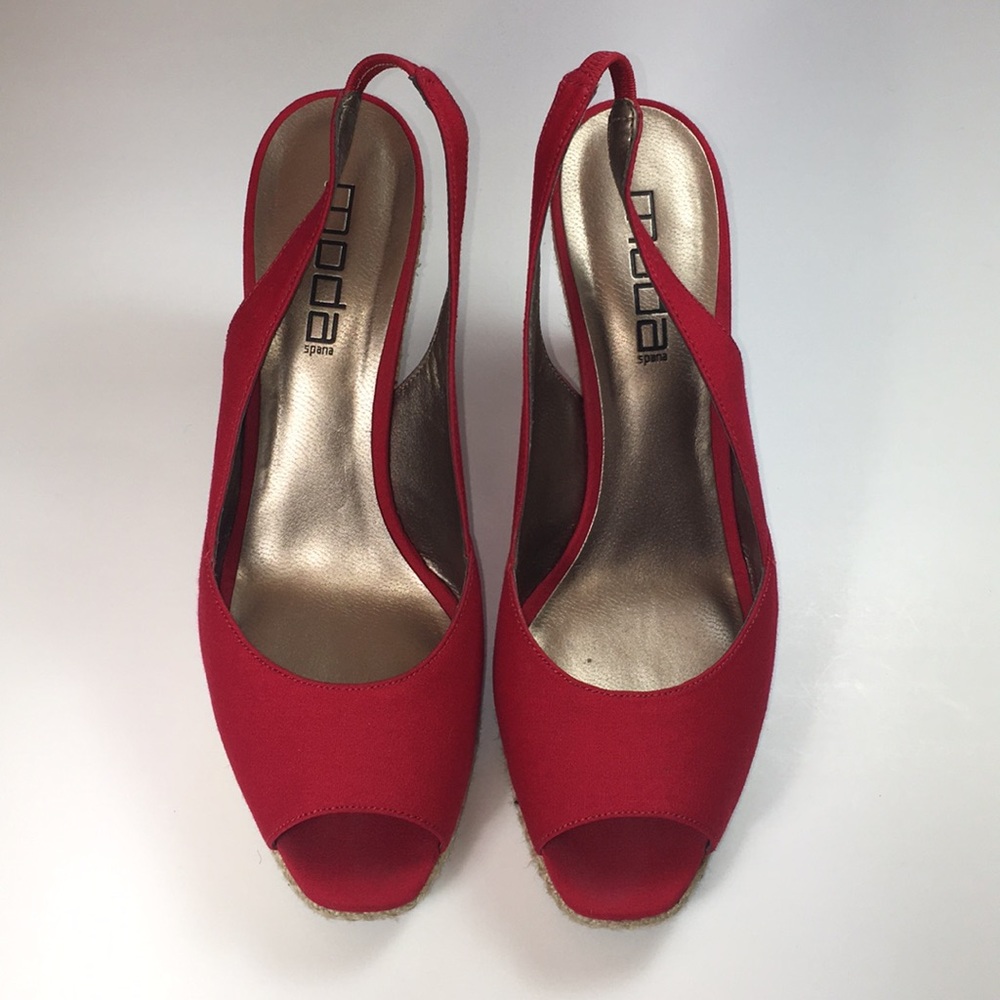 Moda Spana Violet Wedge Sandal, Size 9 1/2